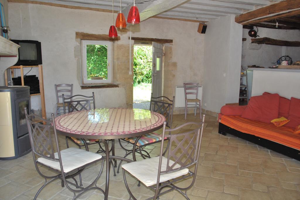 Chambre à Part- La Yourte Corvol-dʼEmbernard Exterior foto